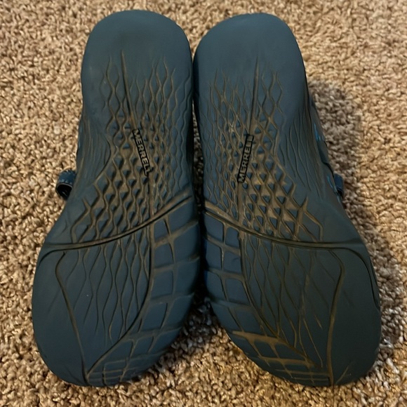 Merrell Trail Glove. Barefoot shoes. Kids size 1. - Picture 5 of 5